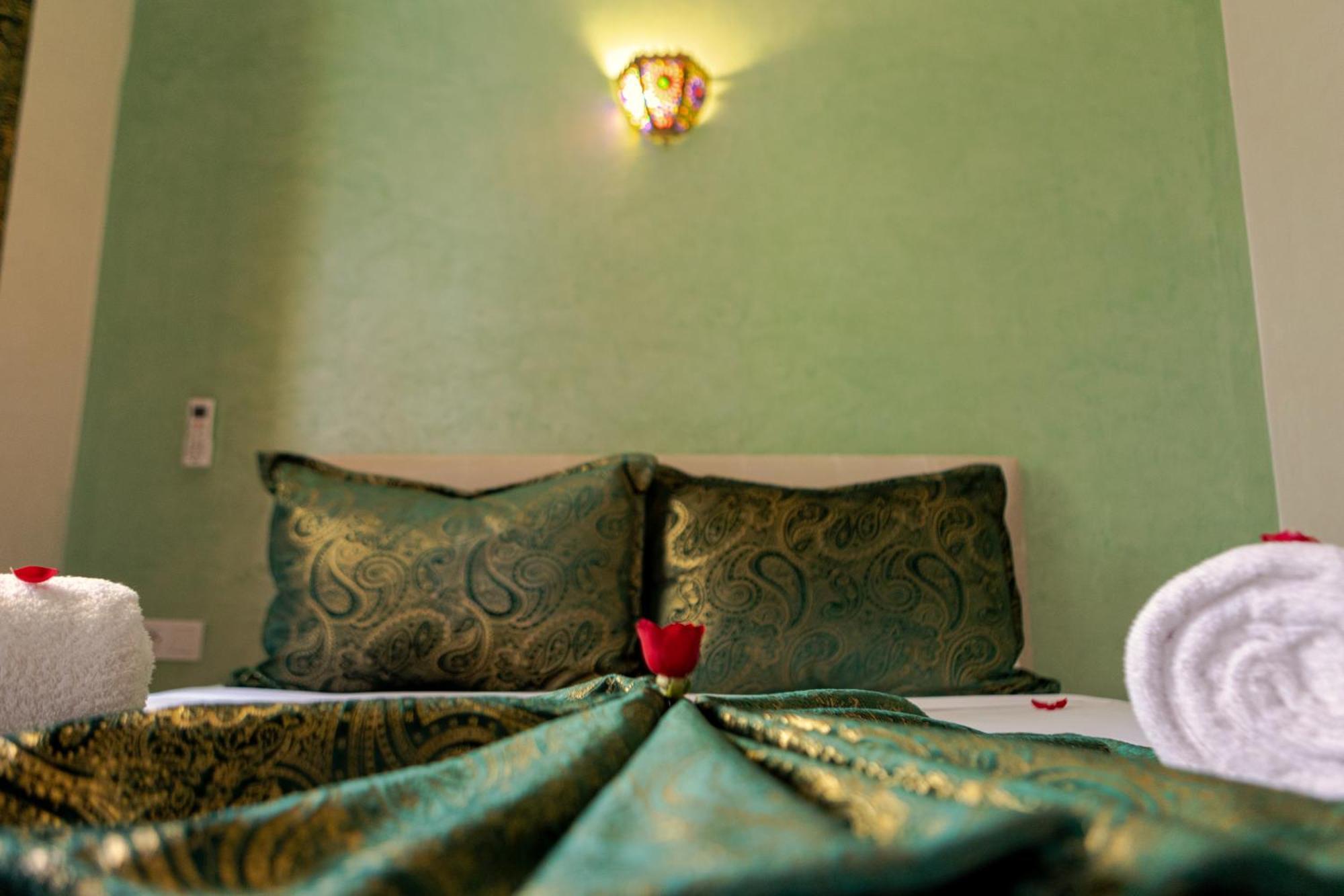 Riad Petite Rose مراكش المظهر الخارجي الصورة